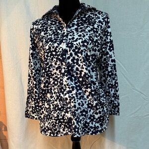 Chaps Dark Blue and White Floral Button-Up Blouse